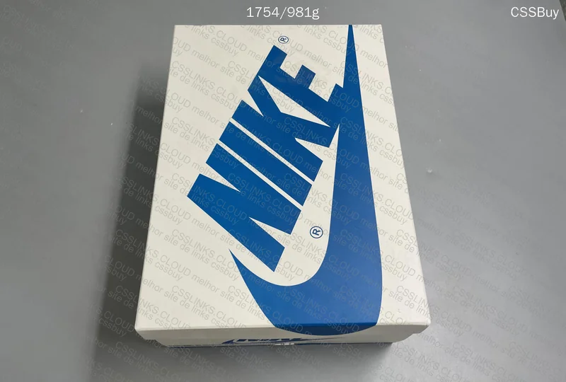 Air Jordan 1 Low Travis Scott x Fragment 3