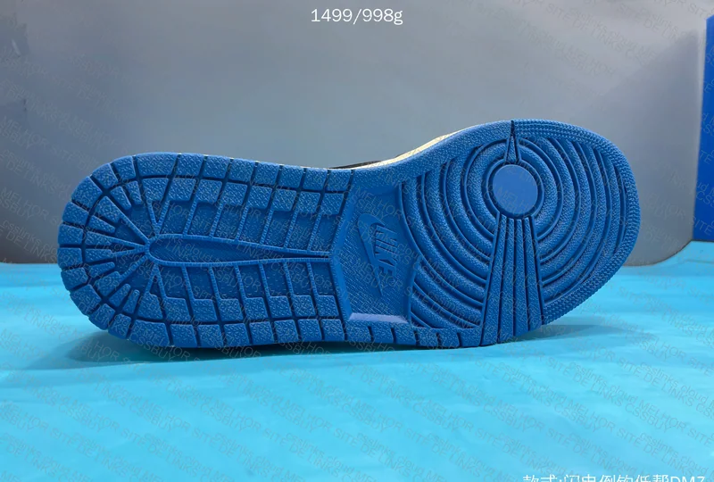 Air Jordan 1 Low Travis Scott x Fragment 10