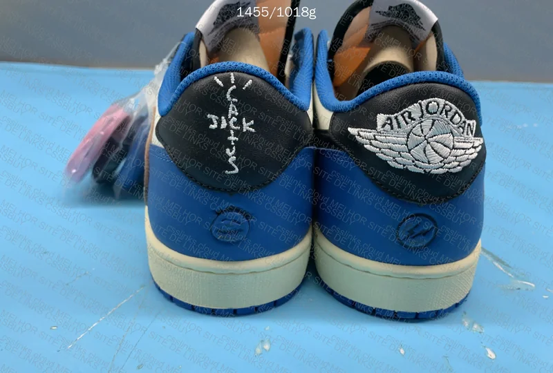 Air Jordan 1 Low Travis Scott x Fragment 3