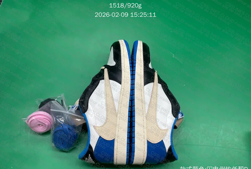 Air Jordan 1 Low "Travis Scott x Fragment"