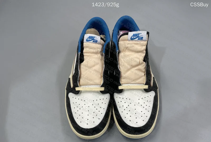 Air Jordan 1 Low Travis Scott x Fragments 2