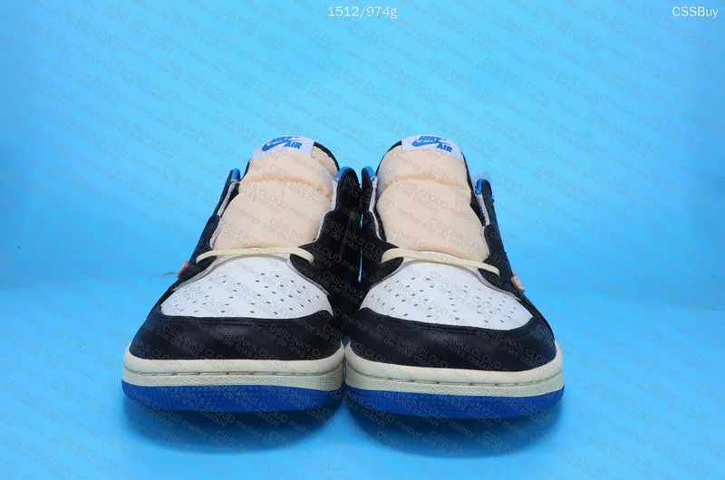 Air Jordan 1 Low Travis x Fragment 2