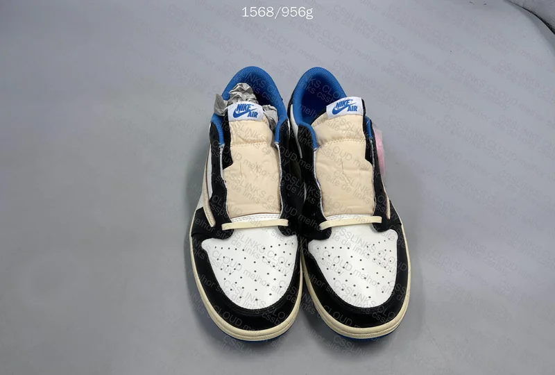 Air Jordan 1 Low Travis x Fragment