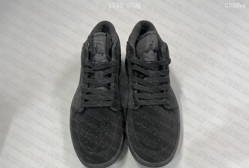 Air Jordan 1 Low 'Triple Black' 2019
