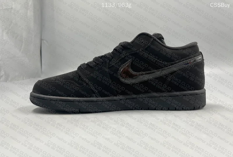 Air Jordan 1 Low 'Triple Black' 2019 8