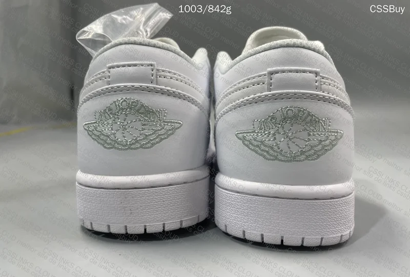Air Jordan 1 Low 'Triple White' 4