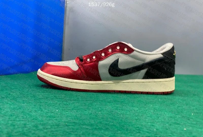 Air Jordan 1 Low Trophy Room Away 4