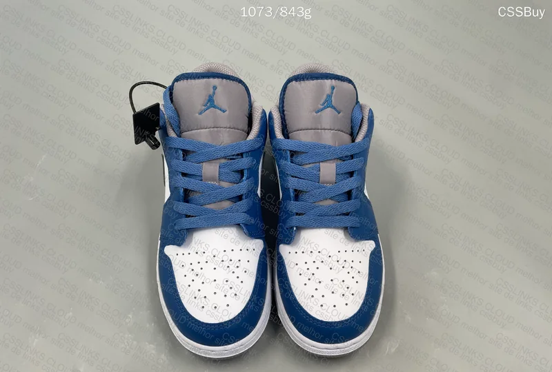 Air Jordan 1 Low True Blue 6