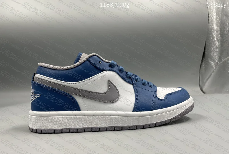 Air Jordan 1 Low True Blue 4