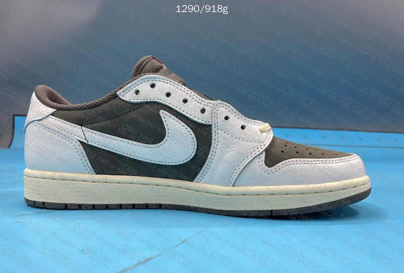 Air Jordan 1 Low TS 5