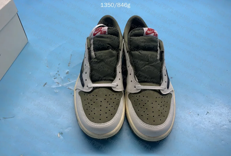 Air Jordan 1 Low TS Olive 2