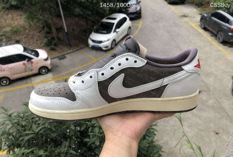 Air Jordan 1 Low TS Reverse Mocha 4