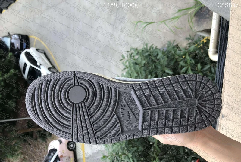 Air Jordan 1 Low TS Reverse Mocha 7