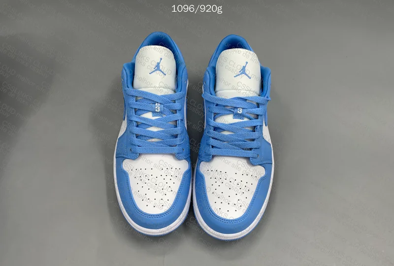 Air Jordan 1 Low UNC 3