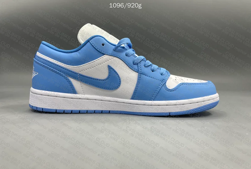 Air Jordan 1 Low UNC 5