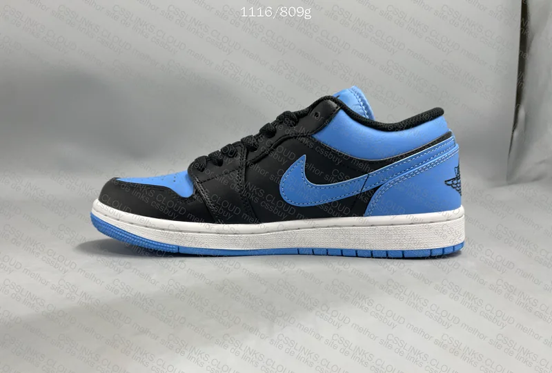 Air Jordan 1 Low University Blue 3