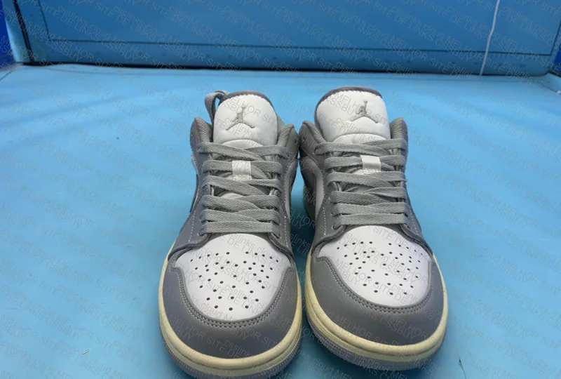 Air Jordan 1 Low Vintage Grey - DT 2