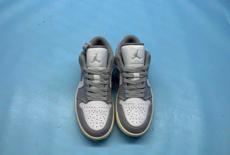 Air Jordan 1 Low Vintage Grey - DT 3