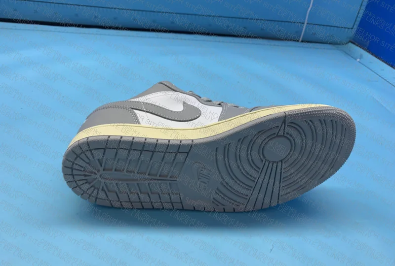 Air Jordan 1 Low Vintage Grey - DT 5