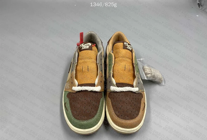 Air Jordan 1 Low Voodoo 3