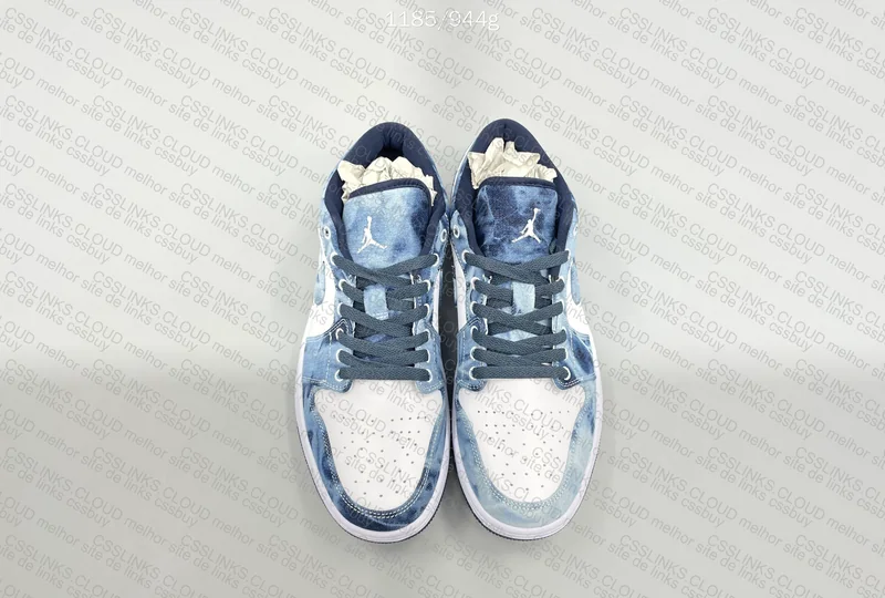 Air Jordan 1 Low 'Washed Denim' 3