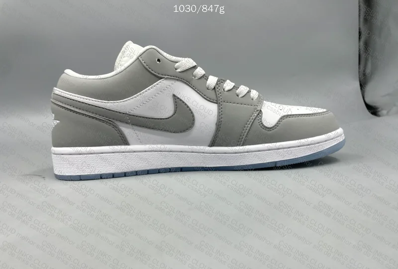 Air Jordan 1 Low - Wolf Gray 8