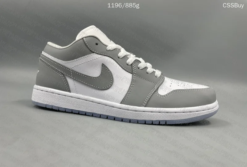 Air Jordan 1 Low Wolf Grey 4