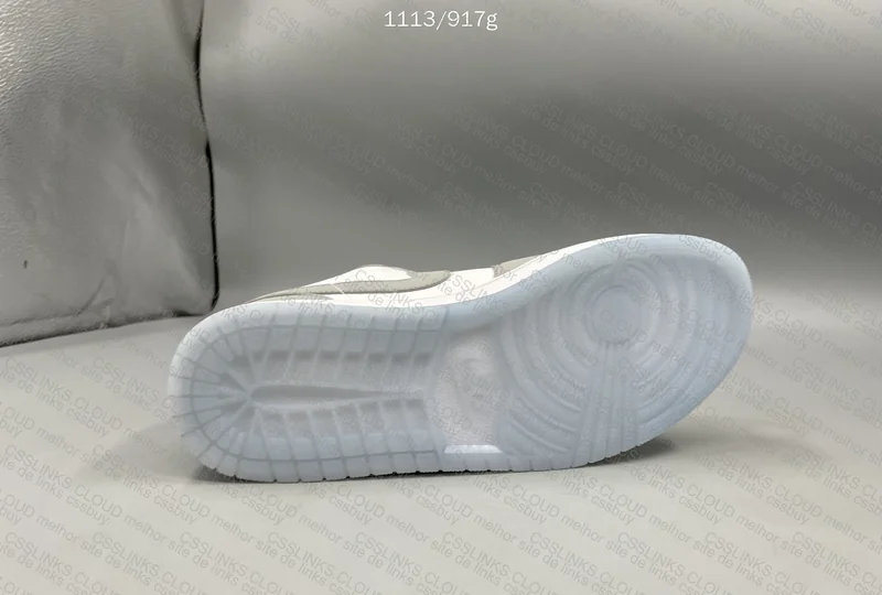 Air Jordan 1 Low - Wolf Grey 9