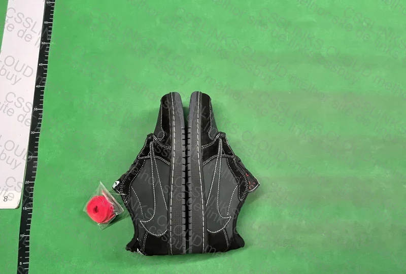 Air Jordan 1 Low X Travis Scott Black Phantom 5