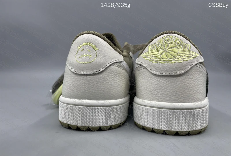 Air Jordan 1 Low x Travis Scott Golf 2