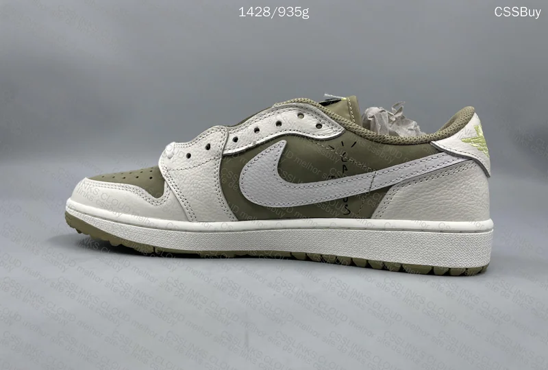 Air Jordan 1 Low x Travis Scott Golf 3