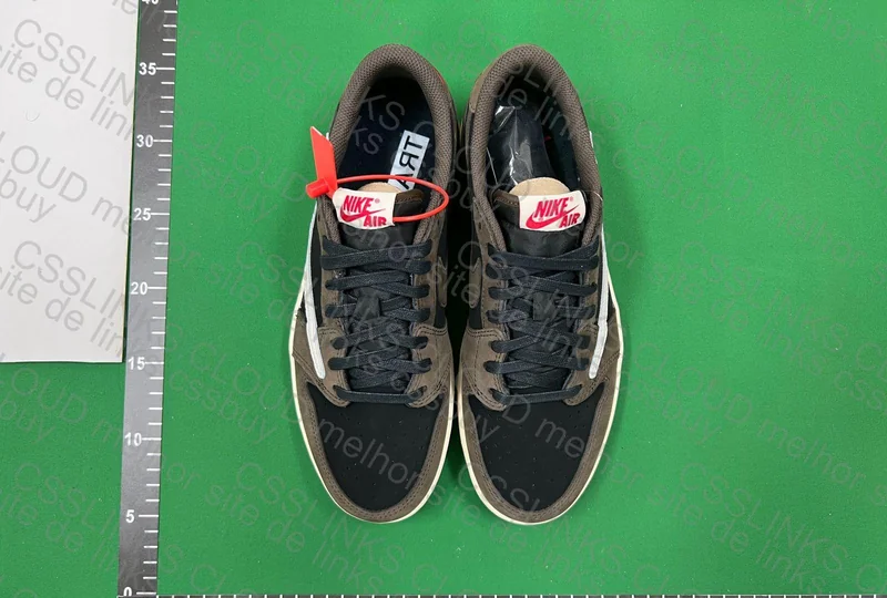 Air Jordan 1 Low x Travis Scott Mocha 5