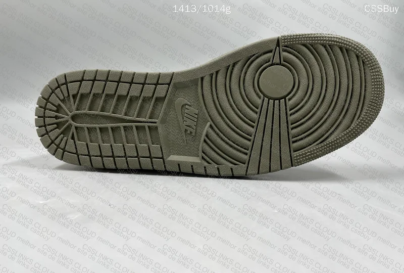 Air Jordan 1 Low x Travis Scott 'Olive' 6