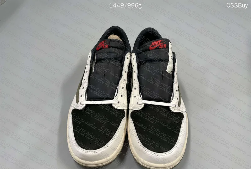 Air Jordan 1 Low x Travis Scott Olive 2