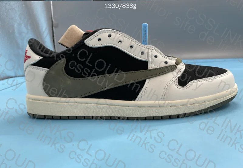Air Jordan 1 Low x Travis Scott - Olive 6