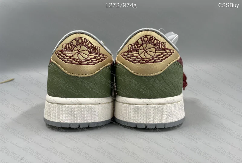 Air Jordan 1 Low Year of the Dragon 3