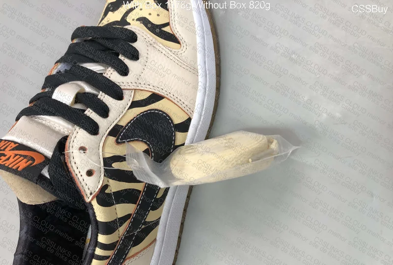 Air Jordan 1 Low - Year of the Tiger 9