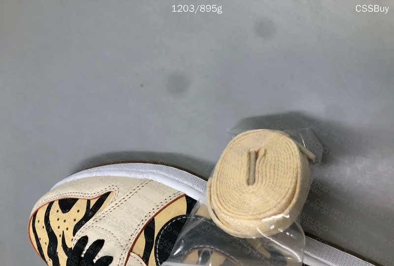 Air Jordan 1 Low - Year of the Tiger 5