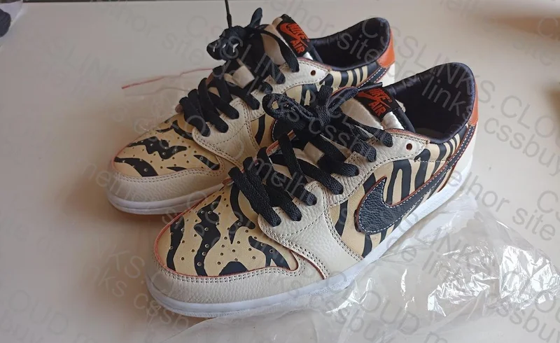 Air Jordan 1 Low - Year of the Tiger
