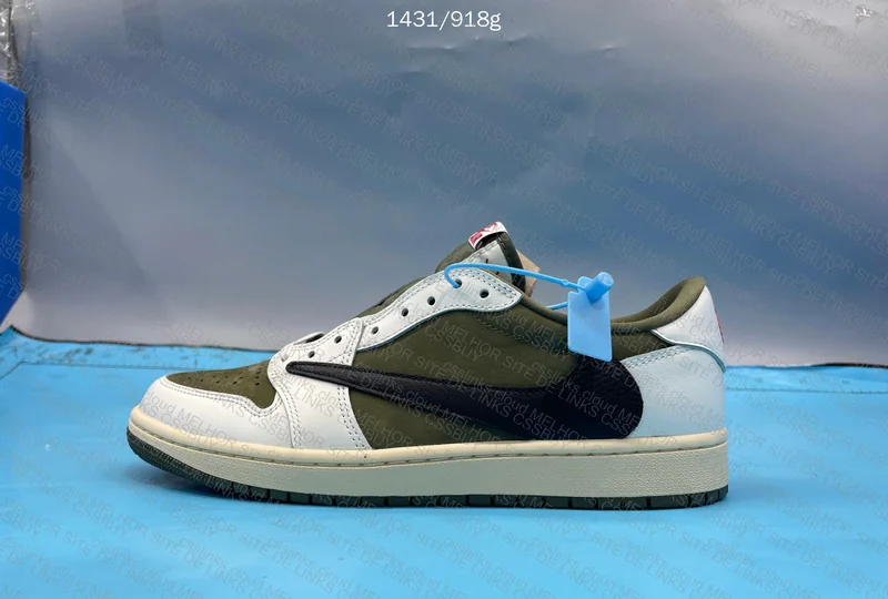 Air Jordan 1 Medium Olive 8