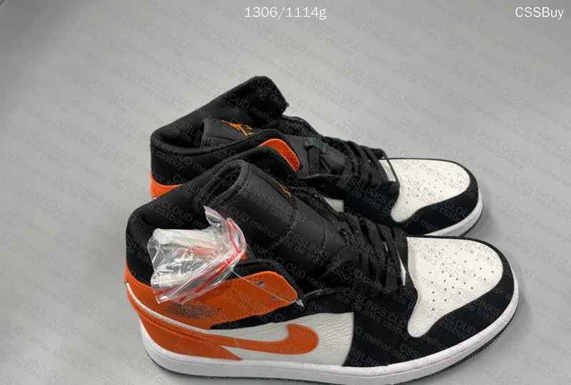 Air Jordan 1 Mid 6