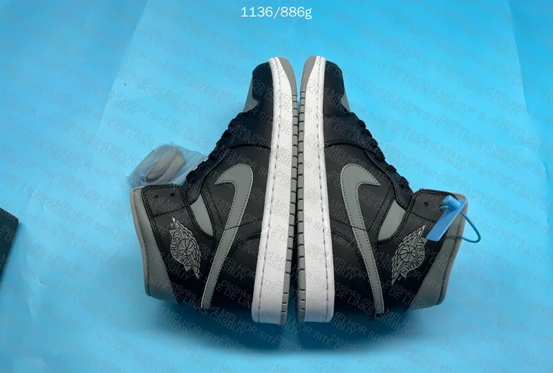 Air Jordan 1 Mid 9
