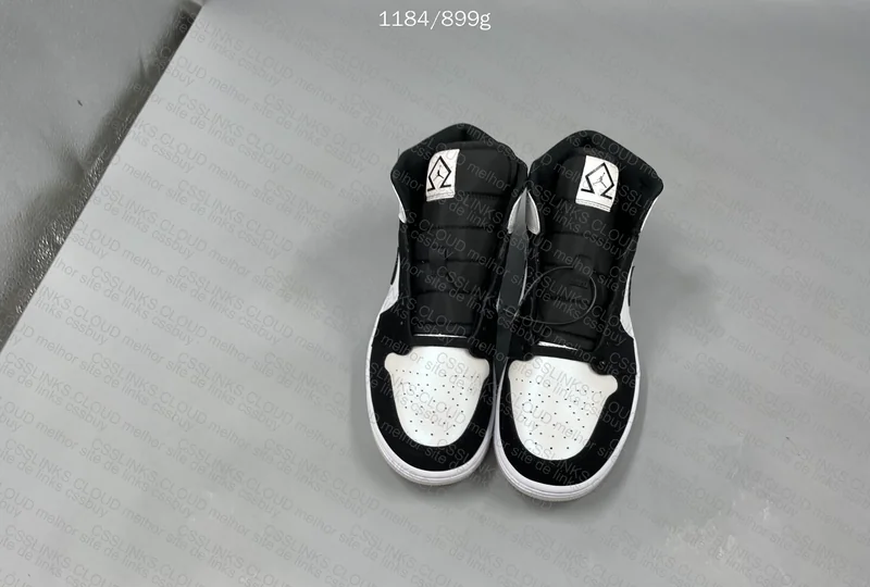 Air Jordan 1 Mid Diamond 2