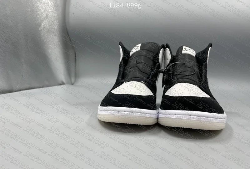 Air Jordan 1 Mid Diamond 4