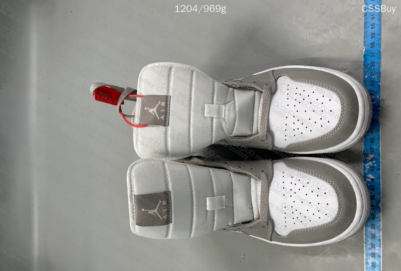 Air Jordan 1 Mid Linen 2