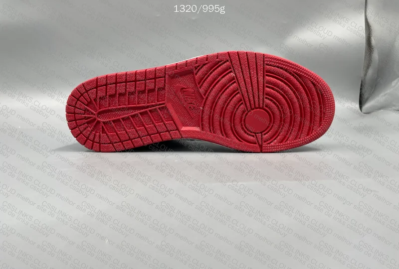 Air Jordan 1 Mid 'Metallic Red' 4