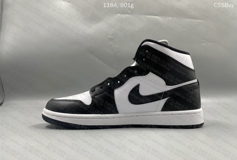 Air Jordan 1 Mid - Panda 5