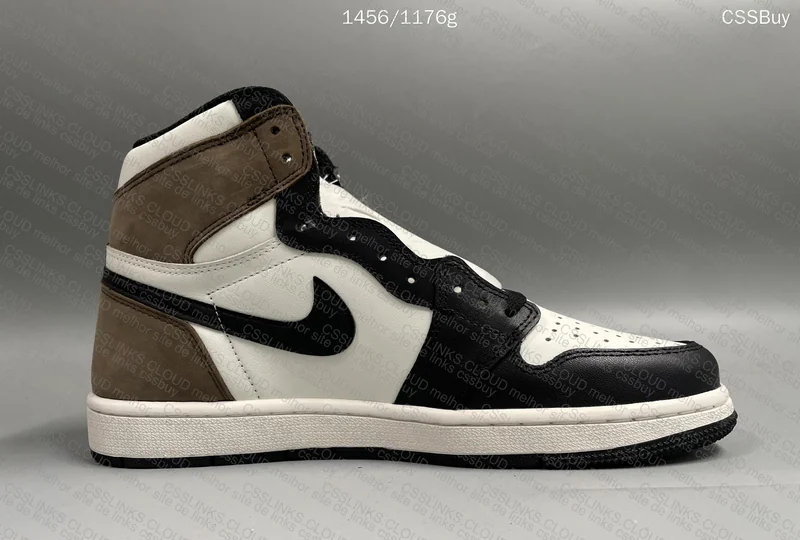 Air Jordan 1 Mocha (1st Import) 4