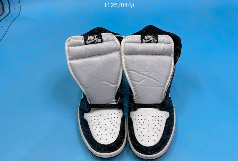 Air Jordan 1 Mocha - PK 4.0 B Grade 9