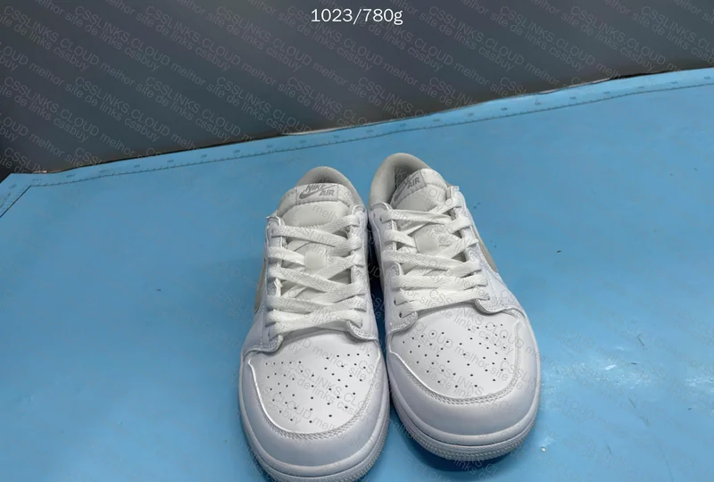 Air Jordan 1 Natural Grey - GC Batch